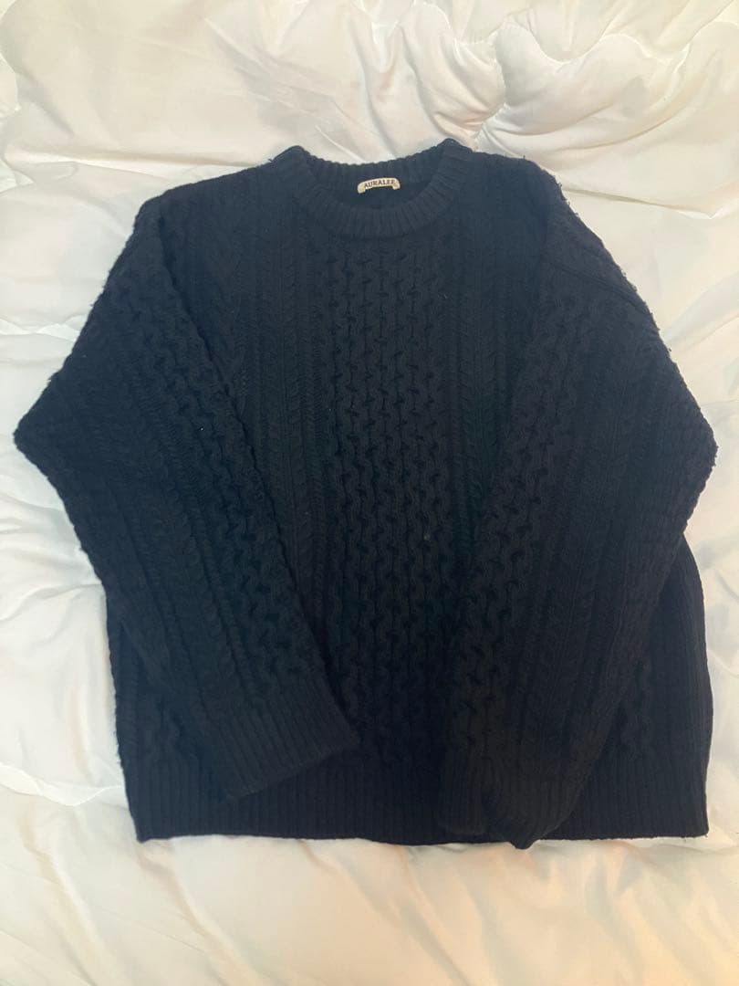 AURALEE ブラック ケーブルニットセーター