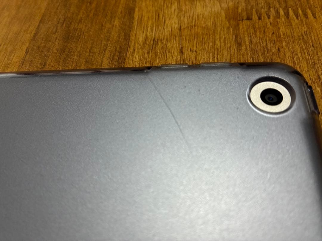 iPad 第9世代　シルバー 本体 + スマートカバー + タッチペン