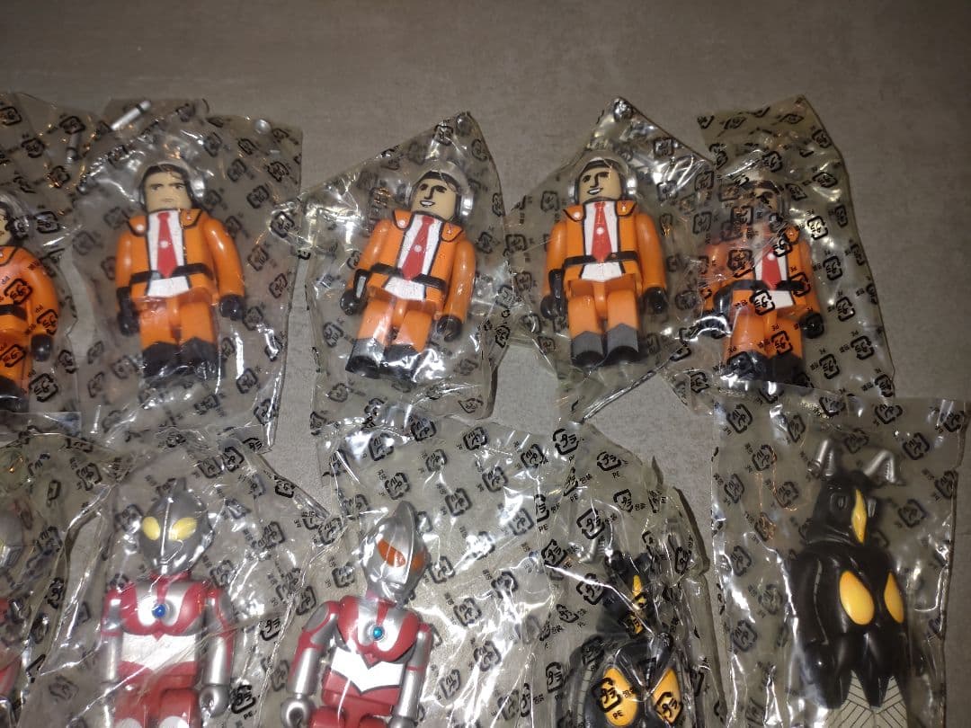 ウルトラマン　キューブリック　25体セット