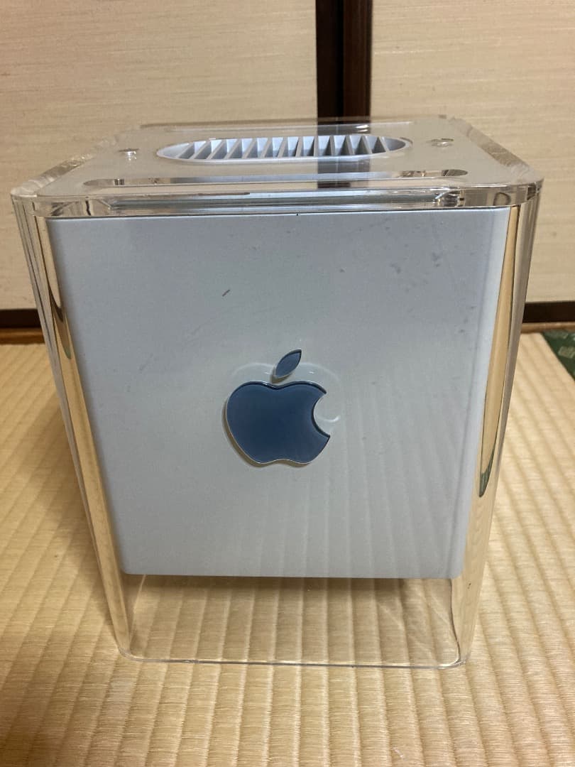 PowerMac G4 Cube 　ハードディスク40GB、メモリー1GB
