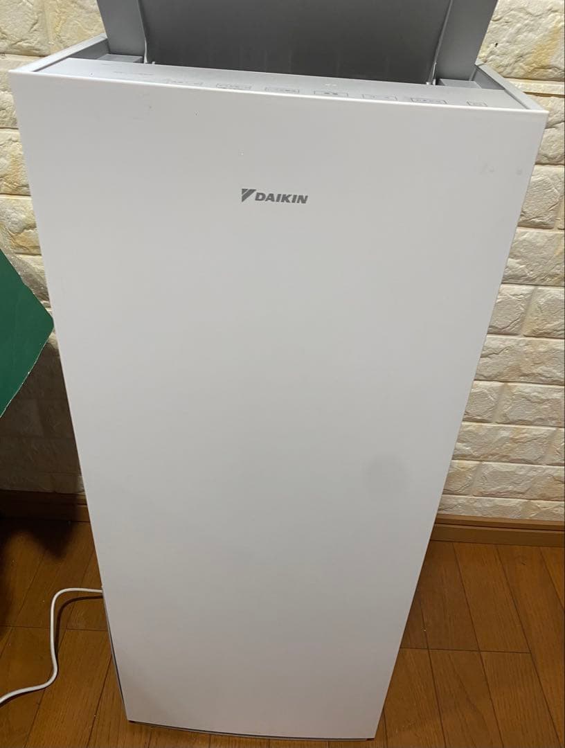 【訳あり】DAIKIN ダイキン　加湿空気清浄機 MCK70ZE2-W
