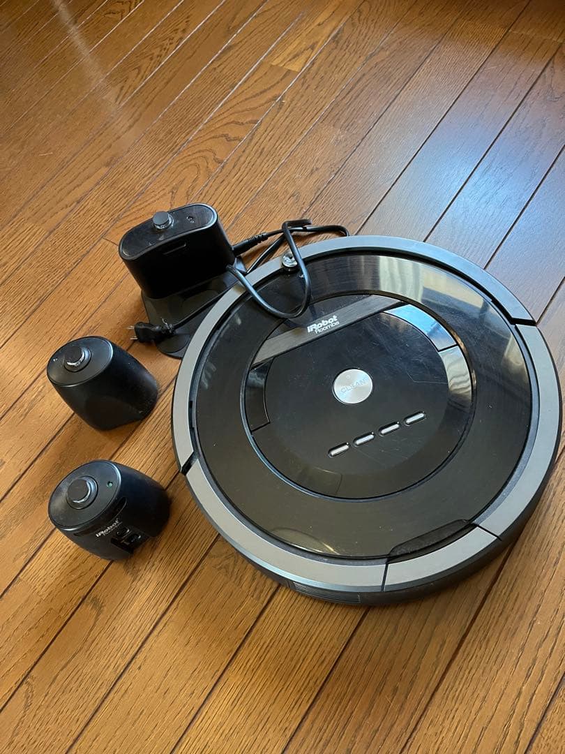 Roomba ロボット掃除機 本体と付属品