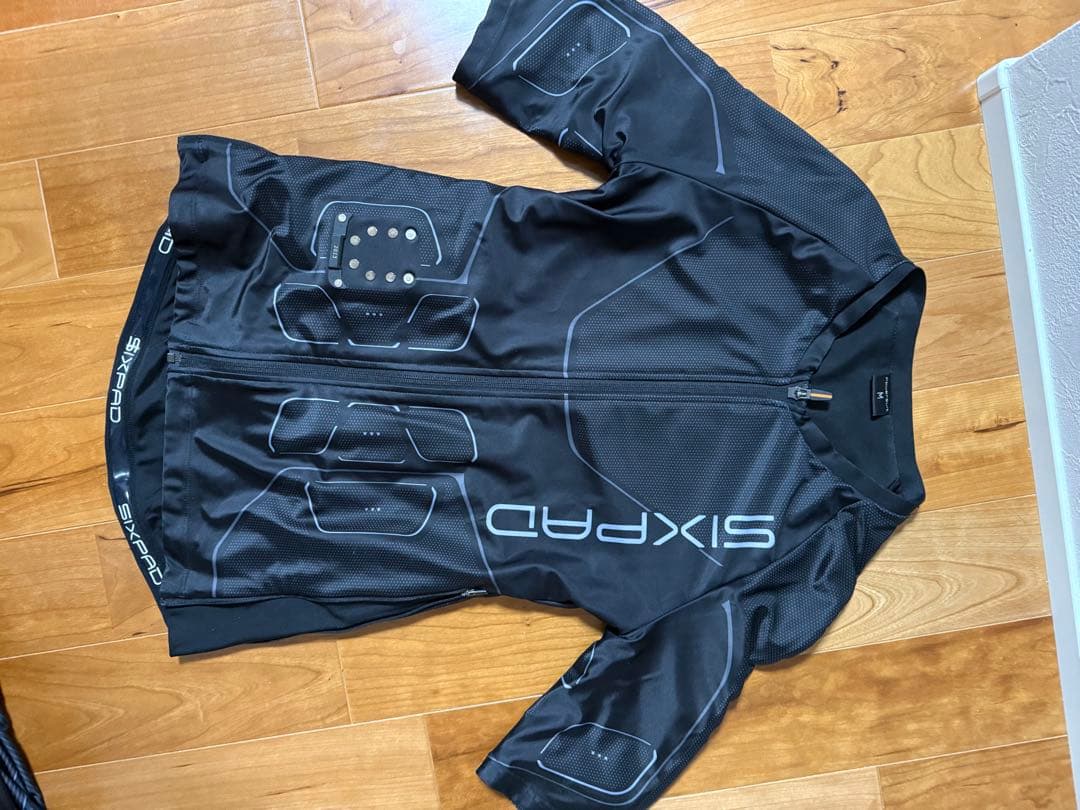 SIXPAD シックスパッド パワースーツ Top 男性用Mサイズ