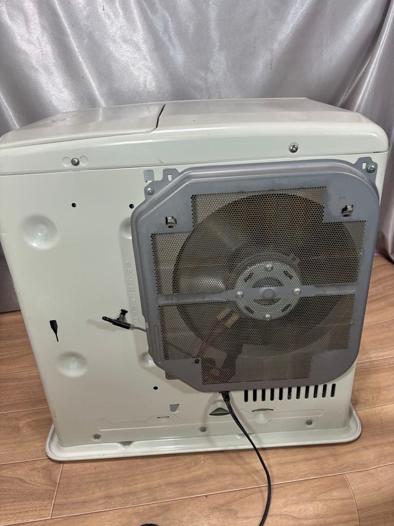 菅082 整備済　ハイパワー　ダイニチファンヒーター　〜20畳