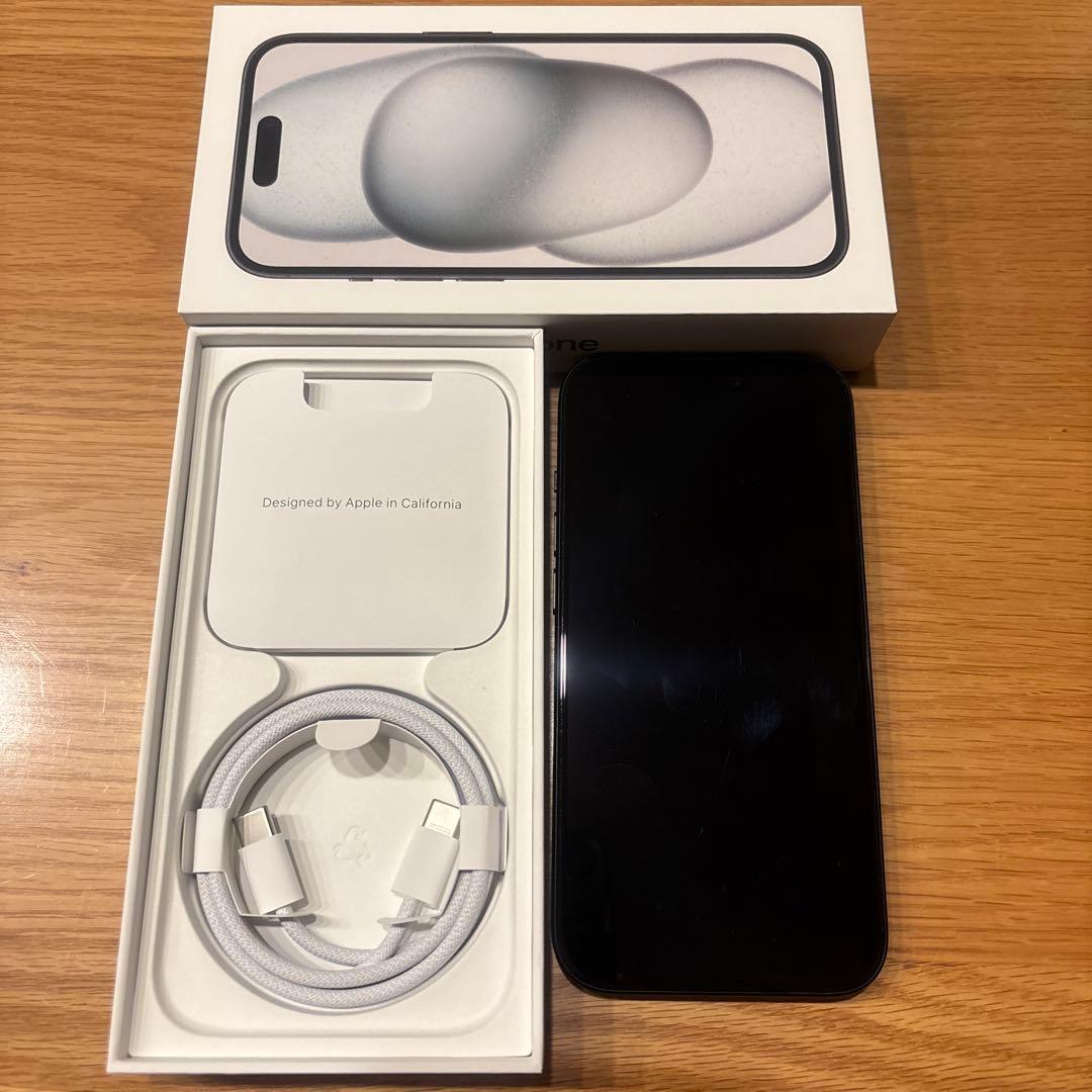Apple iPhone15 ブラック 本体　128GB