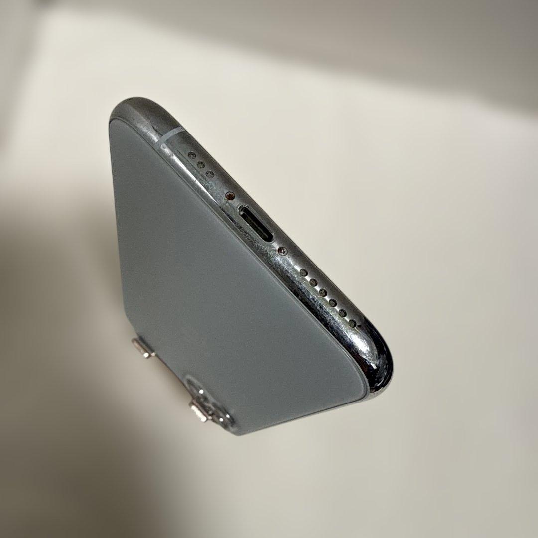 Apple iPhone 11 Pro 64GB シルバー