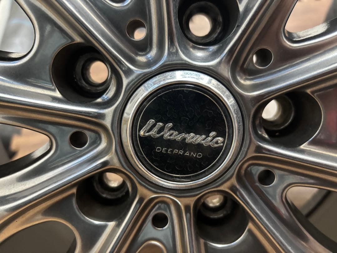 Warwick 18インチ 7j4本セット215/45r18(美品）