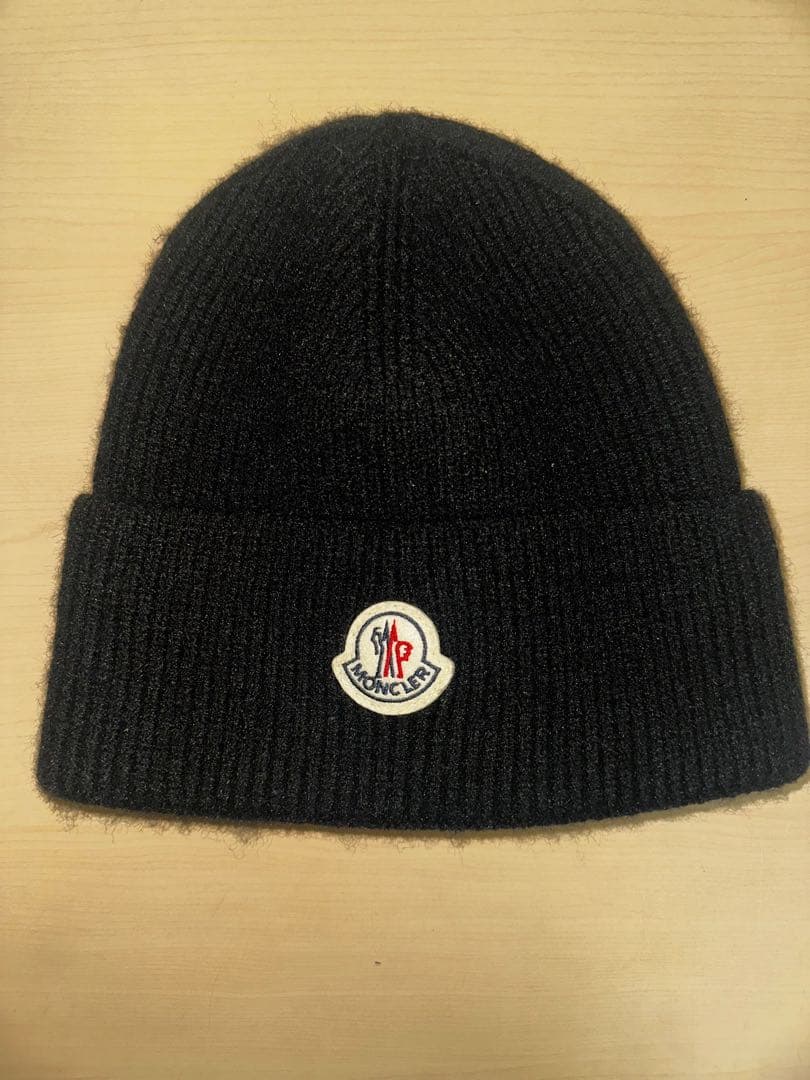MONCLER ブラック ニット帽
