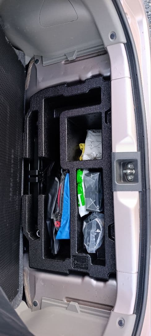 ダイハツ　ミラ イース　年付Ｈ25　63821キロ