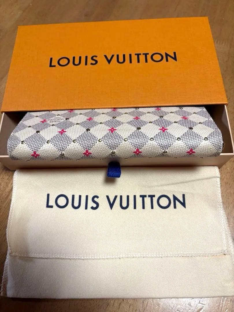 ルイ ヴィトン ダミエアズール ジッピーウォレット スタッズ長財布　希少モデル