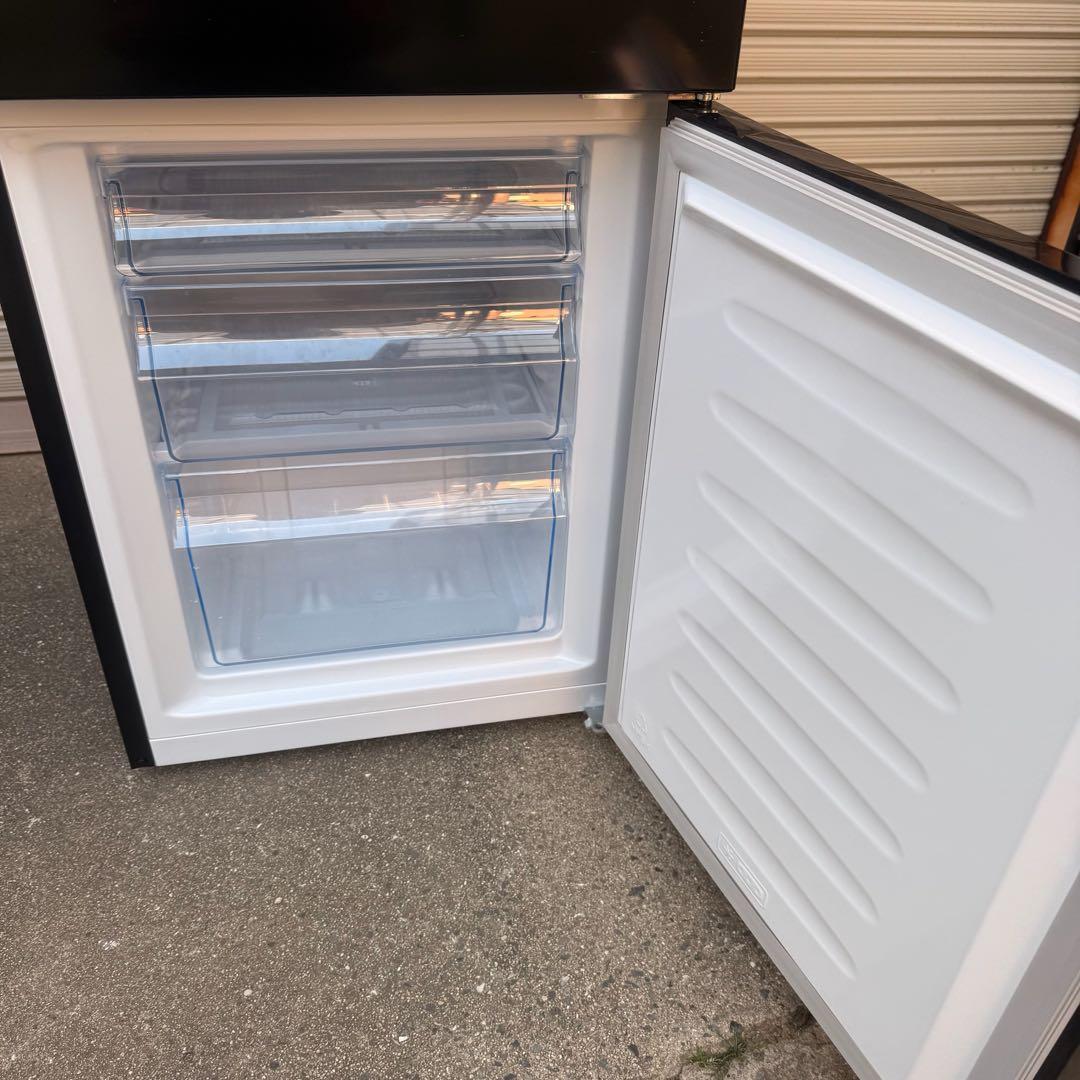 ●Hisense ハイセンス 冷蔵庫 HR-D1701B 175L 2024年製