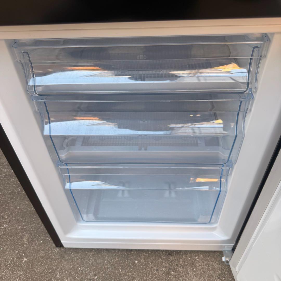 ●Hisense ハイセンス 冷蔵庫 HR-D1701B 175L 2024年製