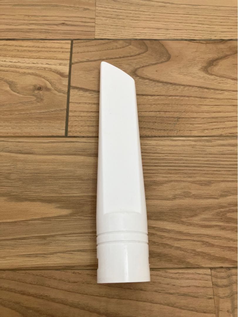 Panasonic セパレート型コードレス掃除機　MC-NS10K