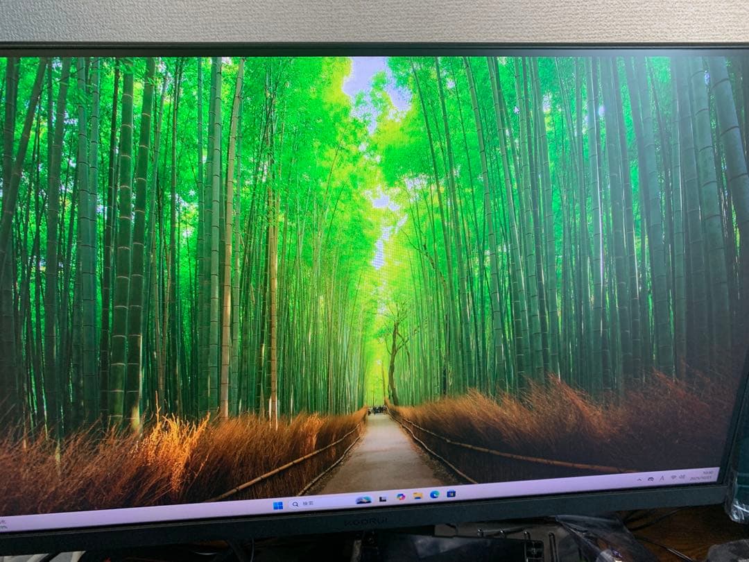 コンパクトデスクPC！Wifi、DVD、M.2SSD/インチHDD/Win11！