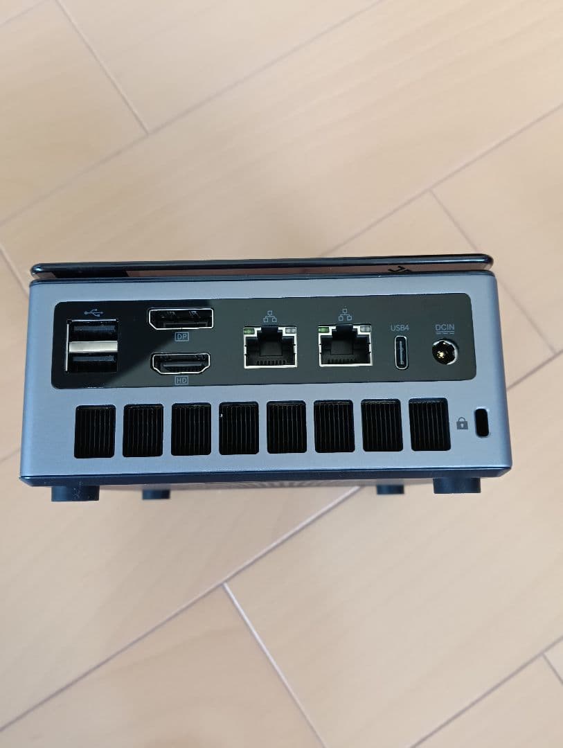 GMKtecミニPC AMD Ryzen 9 PRO 6950H 32Gb