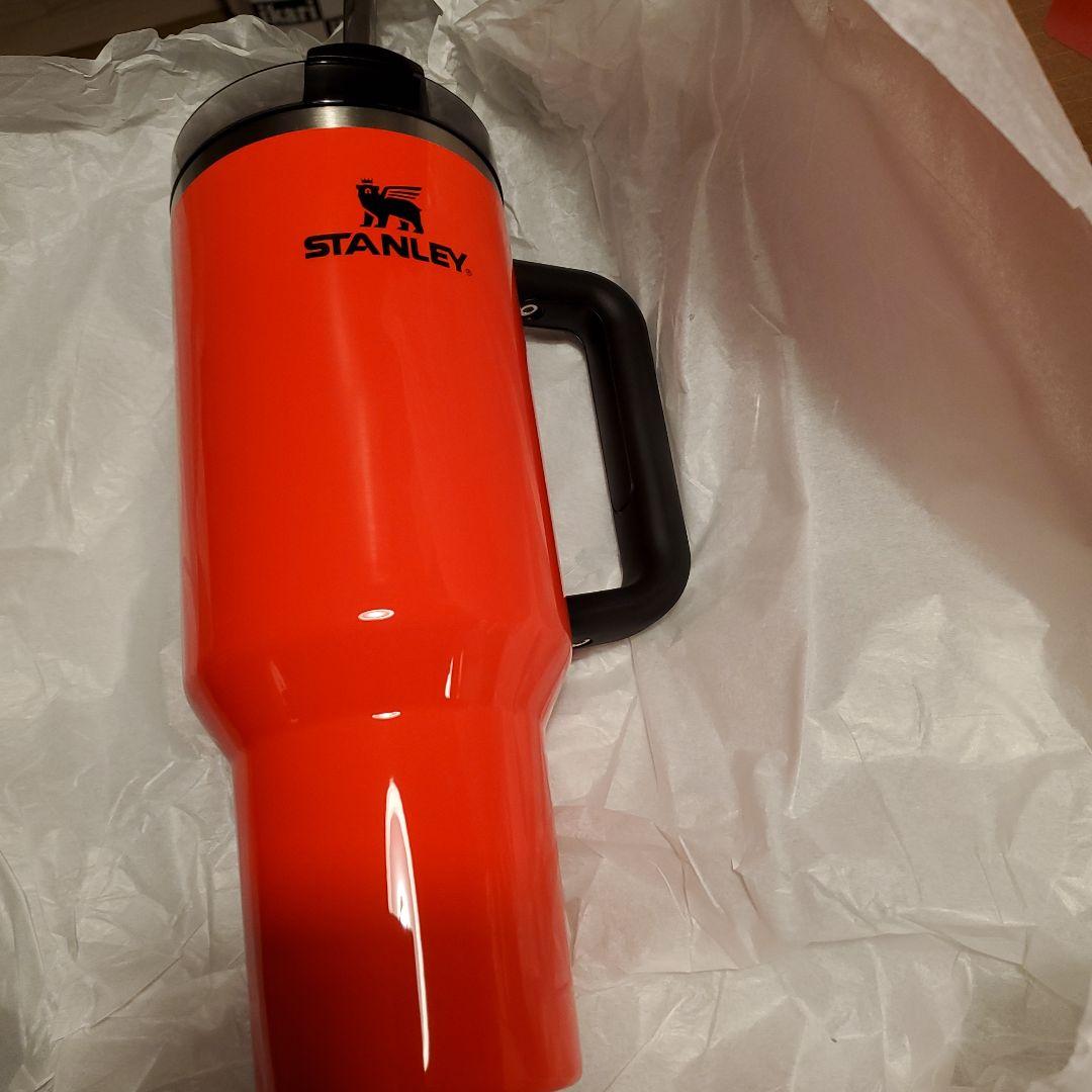 スタンレー Stanley 1.18 L neon 最終値下げ！