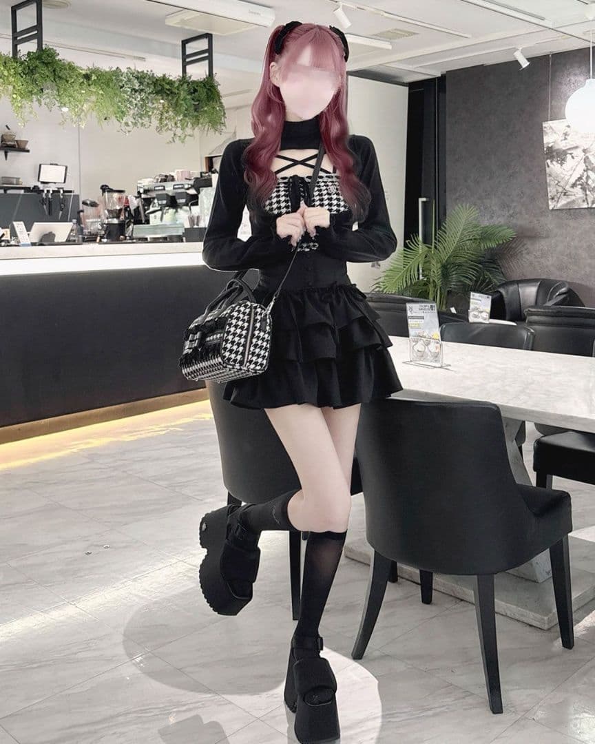 ミシェルマカロン　イモ　千鳥柄ハイネックアンサンブルトップス　ハニーミュウ　XS