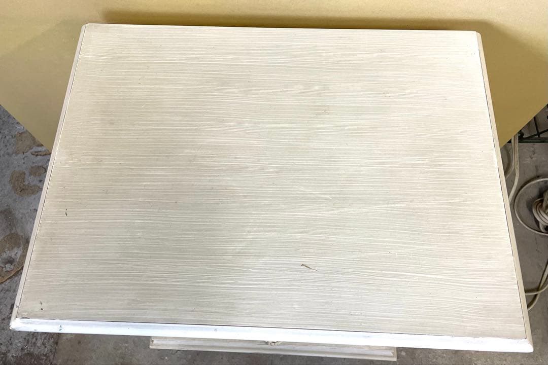 s*e様 期間限定 アンティーク調 3段チェスト ホワイト系 ナイトテーブル