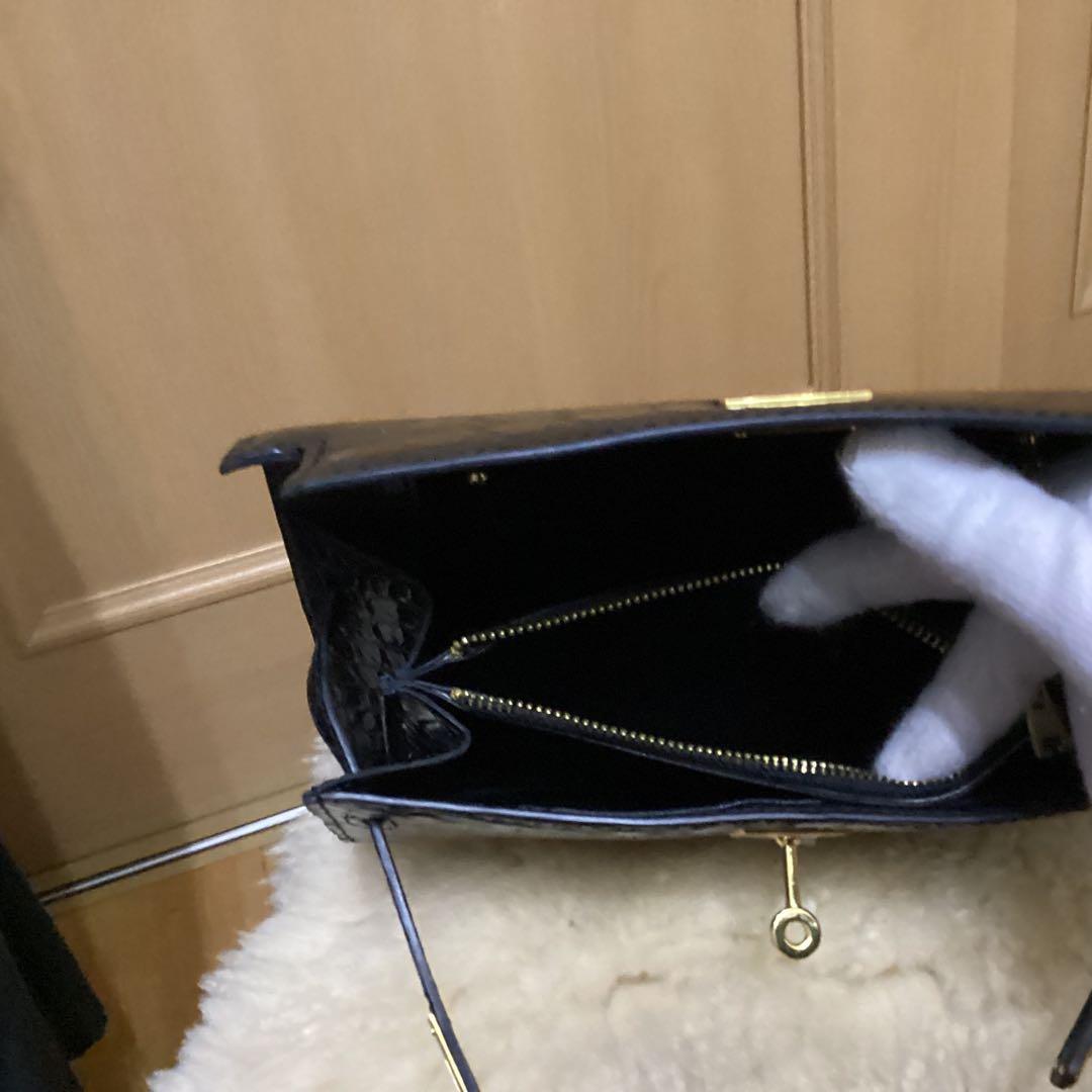 女性のための本物のワニ革 シャイニング ハンドバッグ -クラッチ21cm.