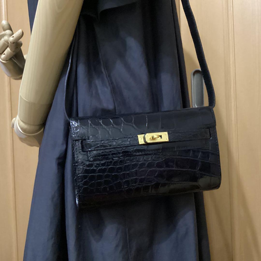 女性のための本物のワニ革 シャイニング ハンドバッグ -クラッチ21cm.