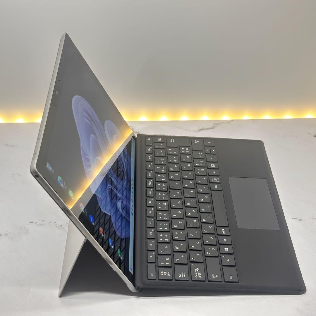 【美品】　Surface Pro7+ i3/8/128 Office
