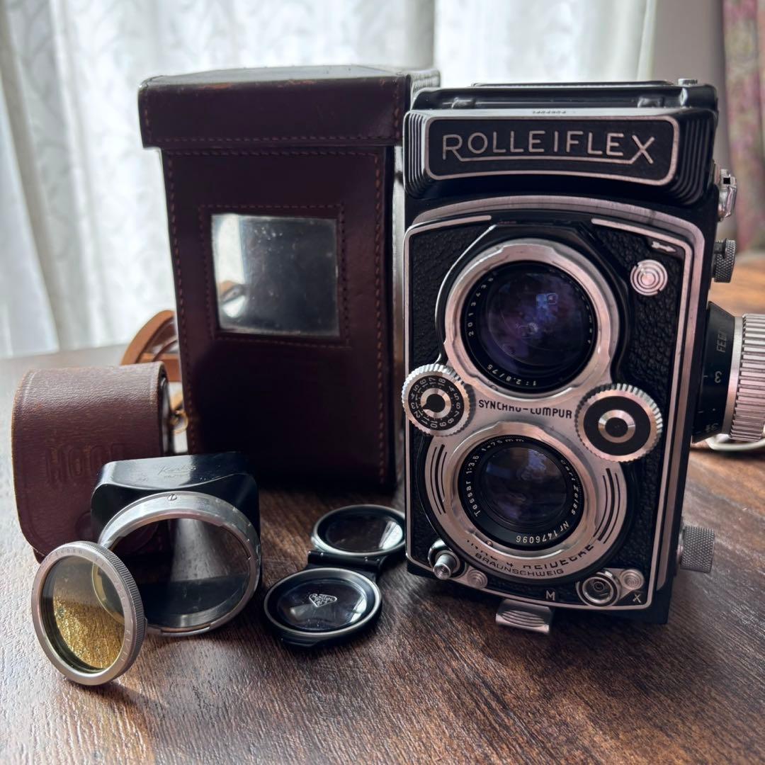 Rolleiflexローライフレックス3.5B 付属品付き　ジャンク品　二眼レフ