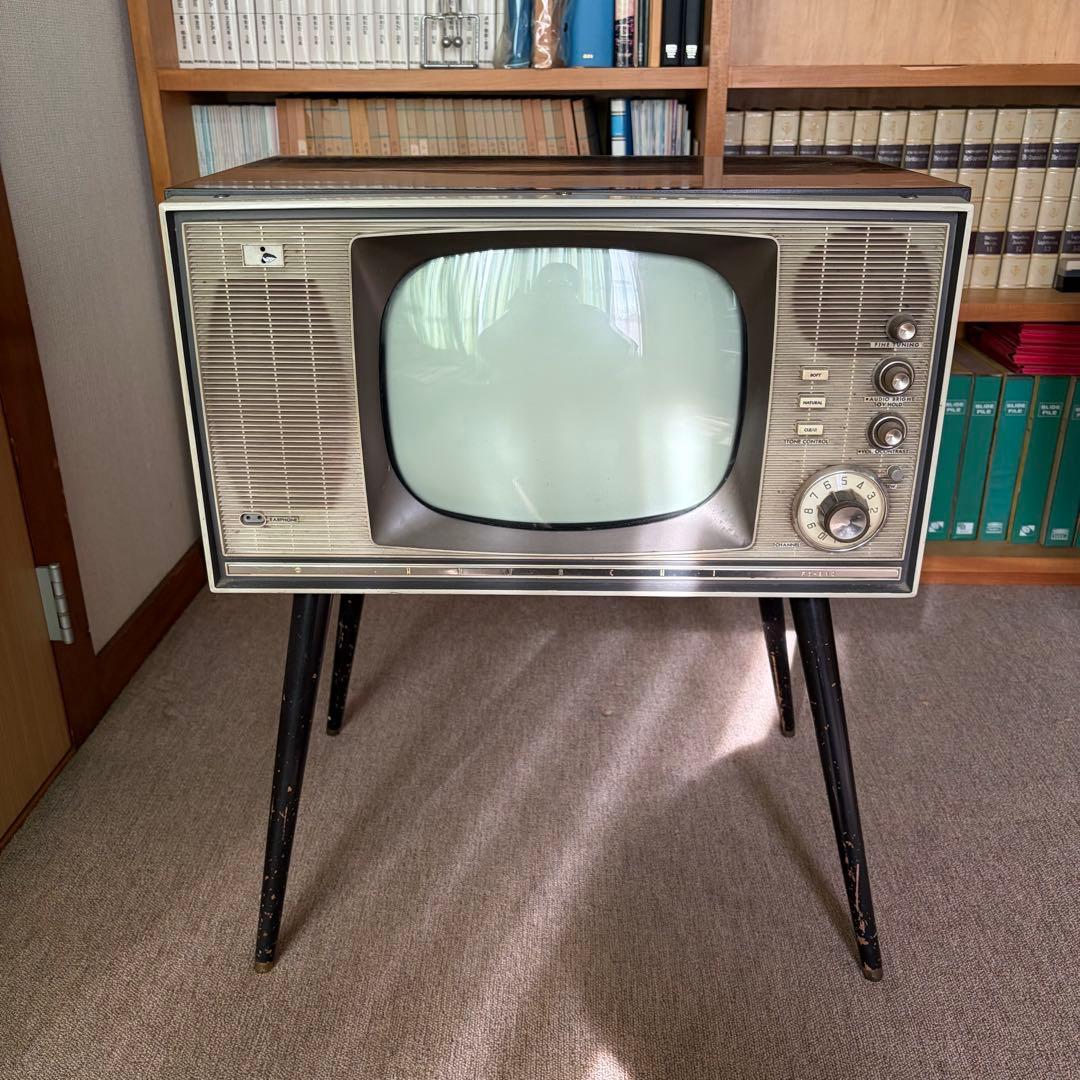 真空管　白黒テレビ　昭和レトロ アンティーク