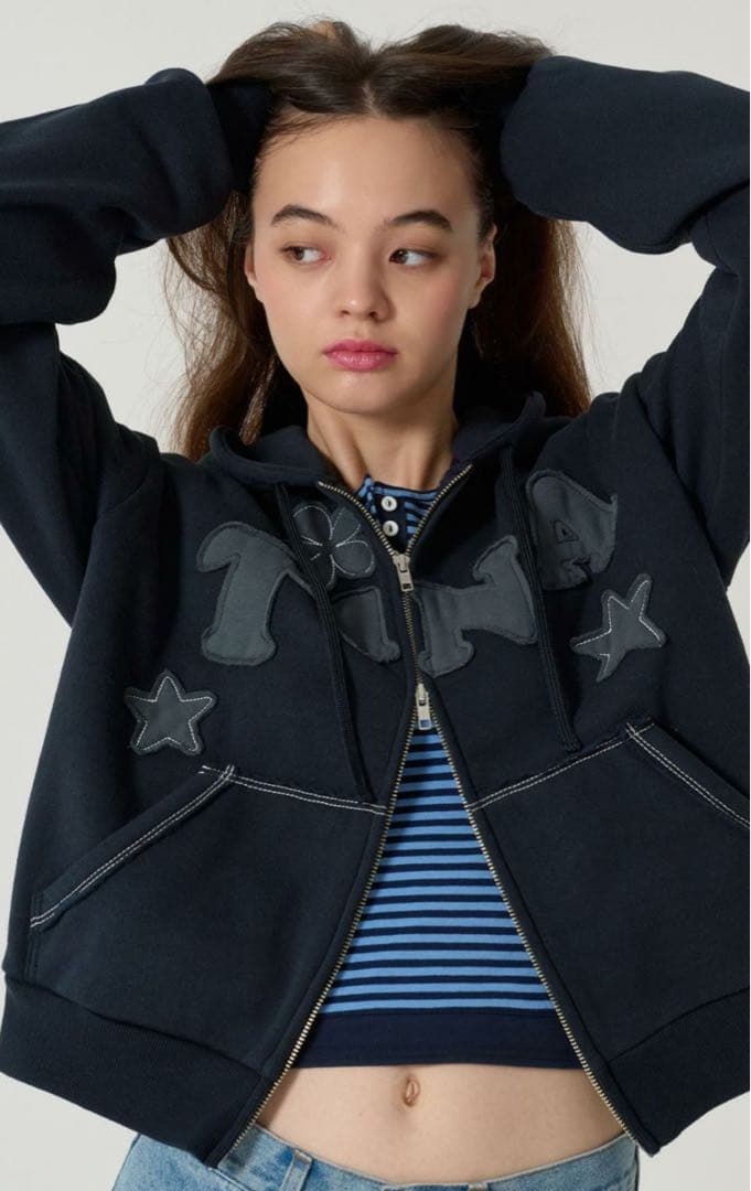 裏起毛 ロゴパッチワーク フーディー TINA：JOJUN ネイビー 新品未使用