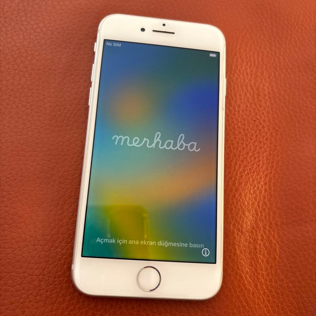 Apple iPhone 8 ホワイト 白 本体