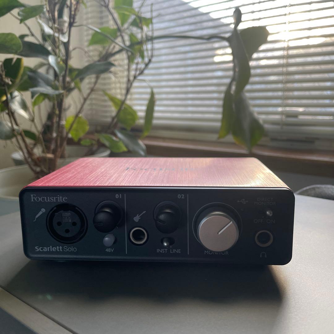 Focusrite Scarlett Solo オーディオインターフェース