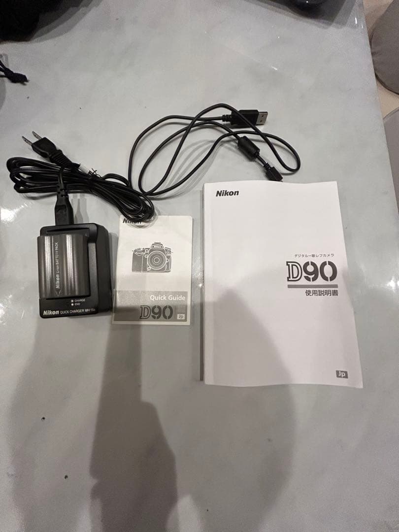 Nikon D90 デジタル一眼レフカメラ 本体 ほぼ未使用 美品
