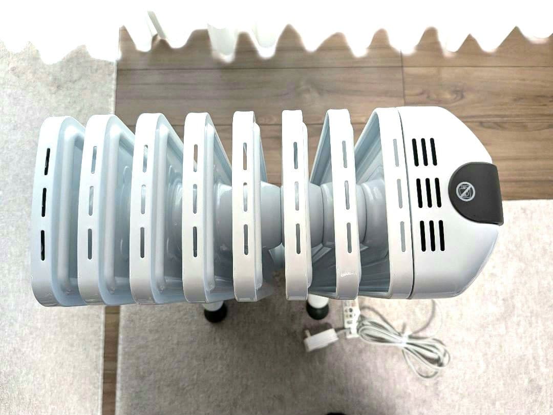 デロンギ　オイルヒーター アミカルド 最大10畳　RHJ35M0812