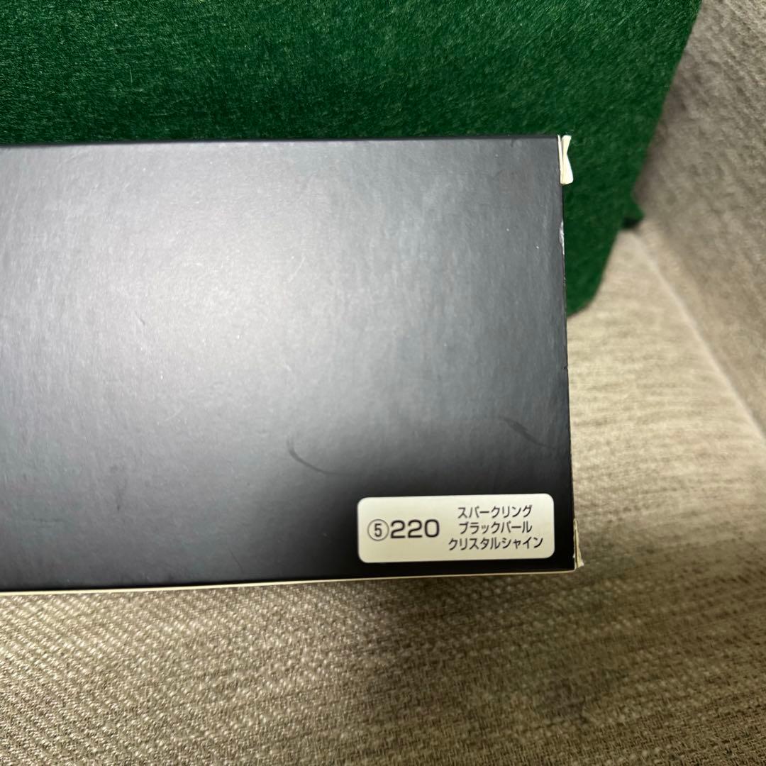 Voxy ブラック ミニカー 1/30 スケール