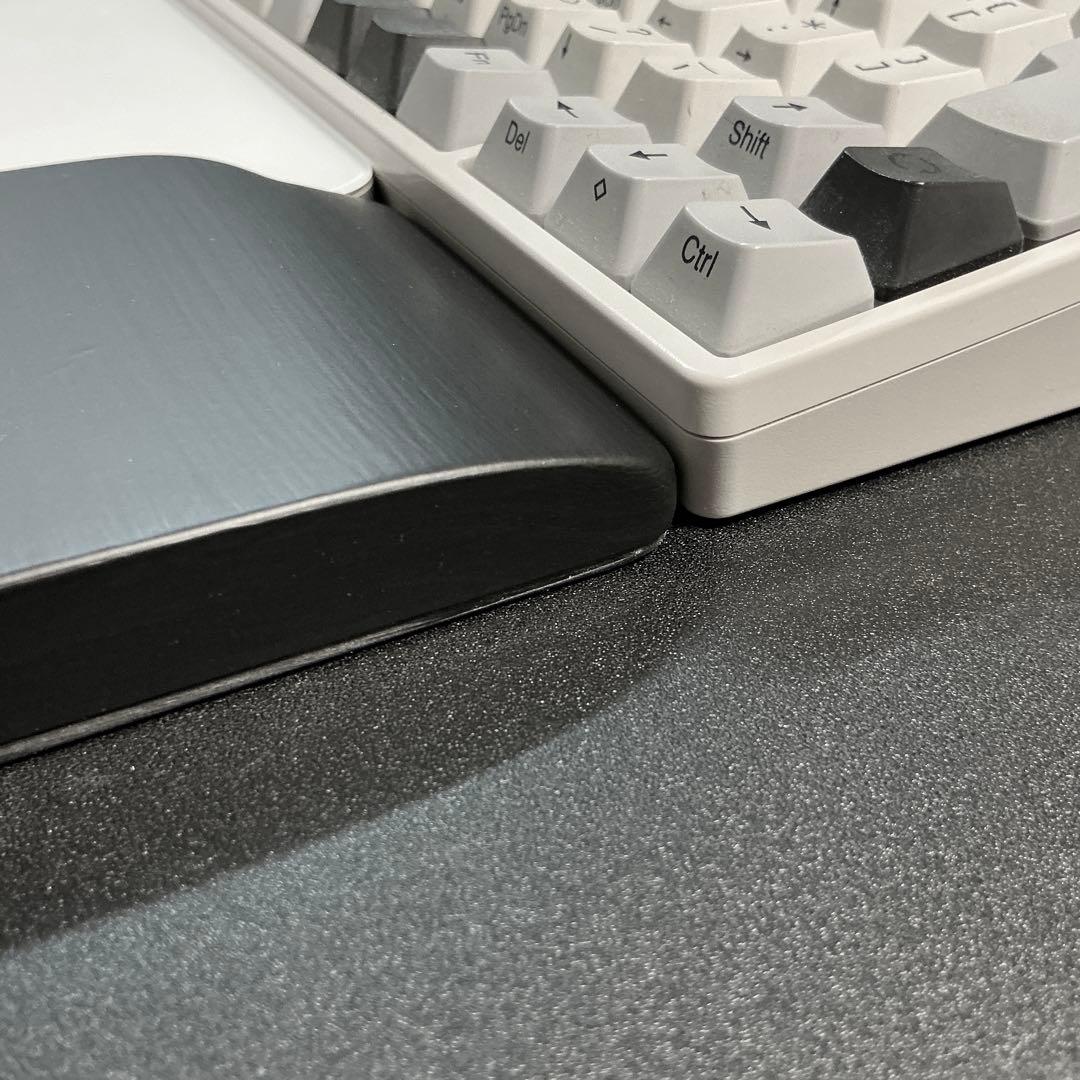 ウイング付パームレスト　マジックトラックパッド合体型　BTTホットコーナー対応