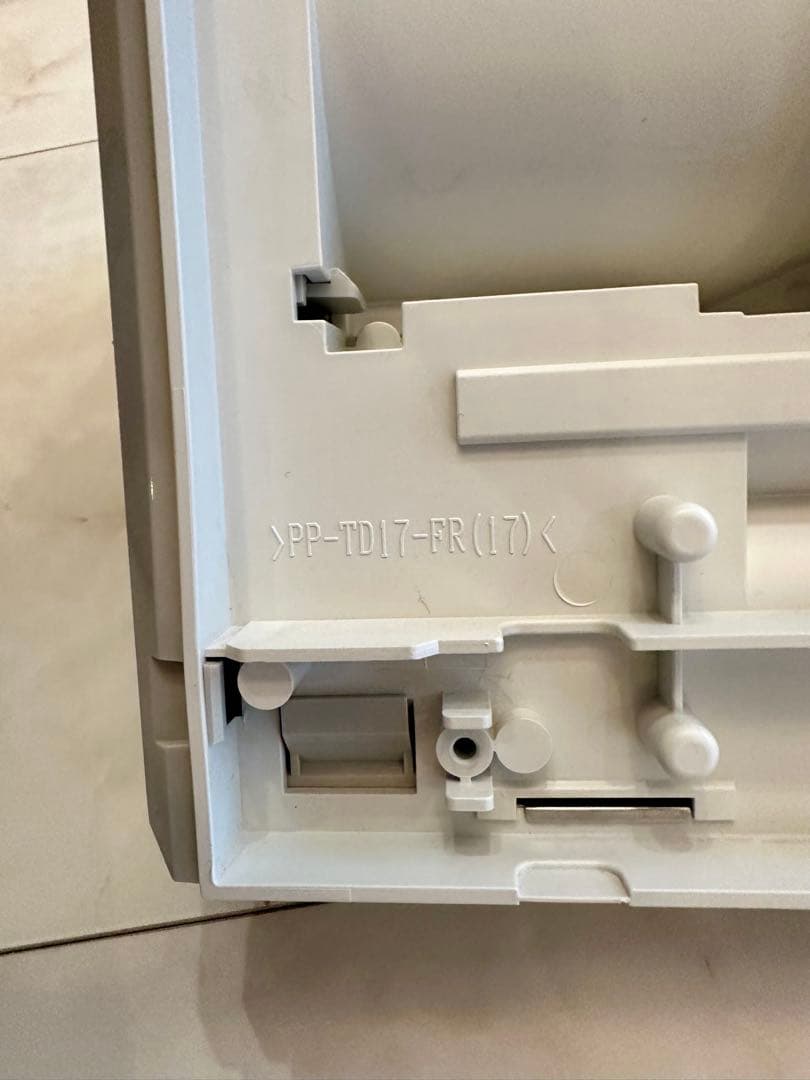 CORONA ウォールヒート　遠赤外線暖房　壁掛け型　コロナ　CHK-C126A