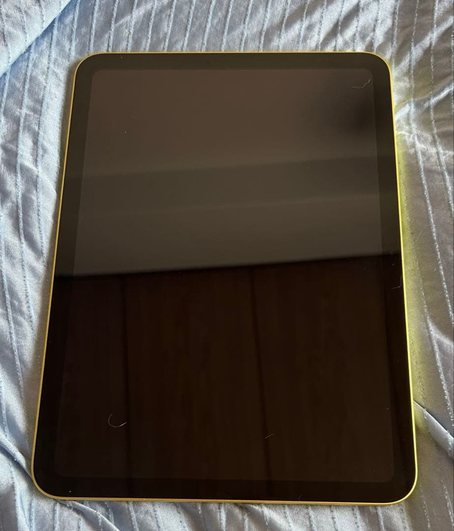 Apple iPad イエロー