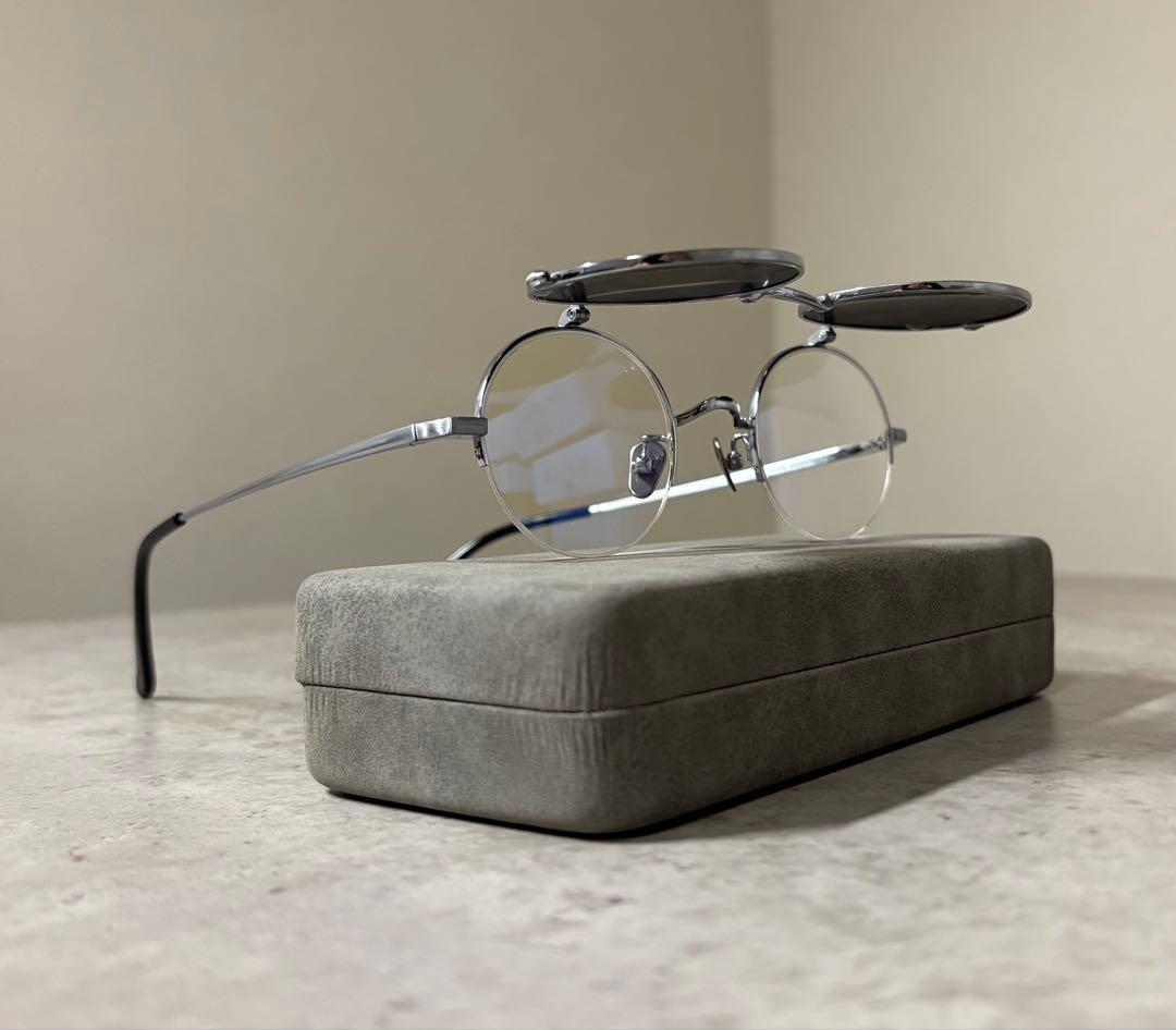 跳ね上げ式眼鏡　サングラス　チタンシルバーフリップアップ　男女兼用伊達メガネ