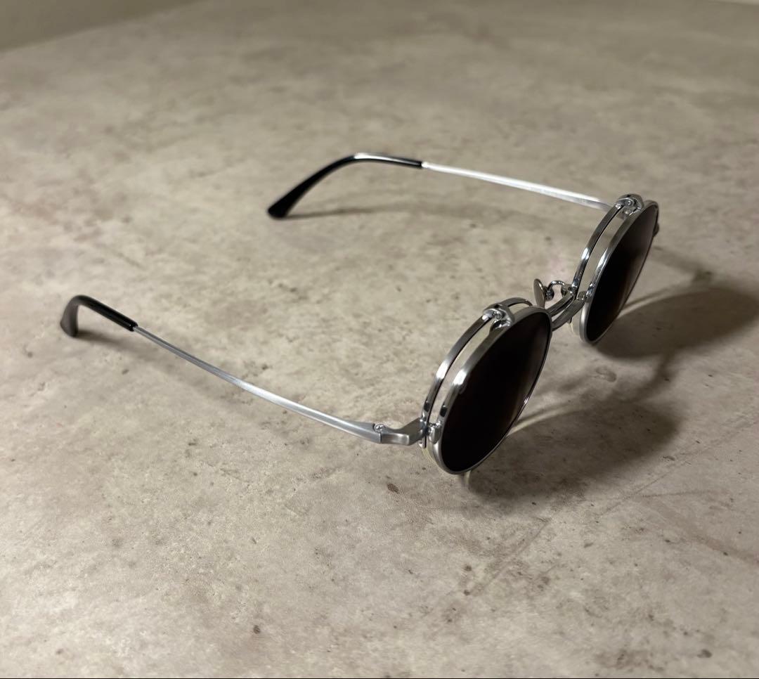跳ね上げ式眼鏡　サングラス　チタンシルバーフリップアップ　男女兼用伊達メガネ