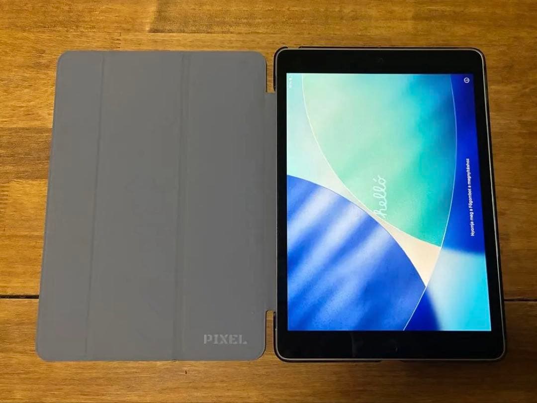 iPad 第9世代 64GB シルバー 本体 + スマートカバー