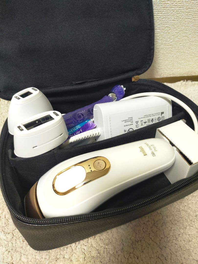 BRAUN 光脱毛器 シルクエキスパート Pro5（黒）