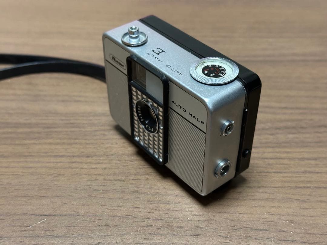 Ricoh AUTO HALF E ハーフサイズカメラ　動作確認済み