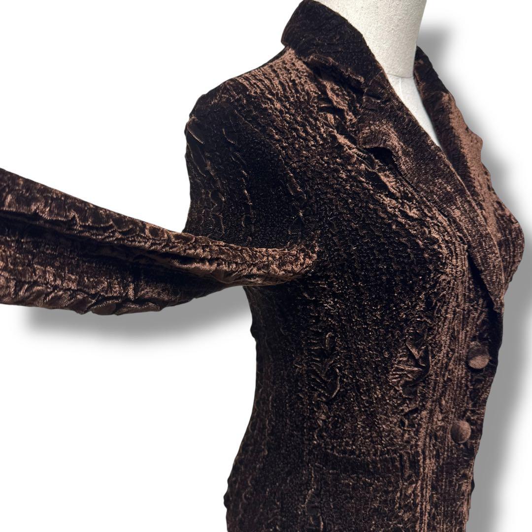 ユキトリイ インターナショナル 軽量ストレッチジャケット Gプリーツ 皺プリーツ