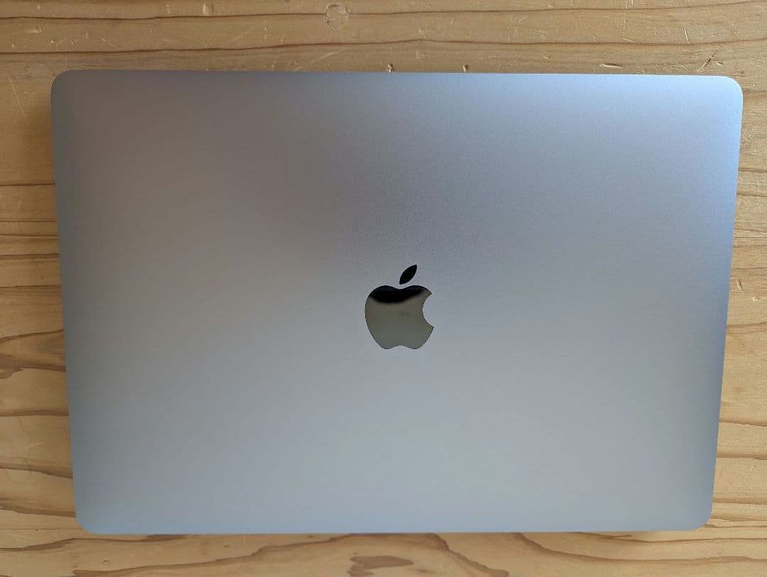（最終値下げ）美品 おまけ付き　Apple MacBook Air M1