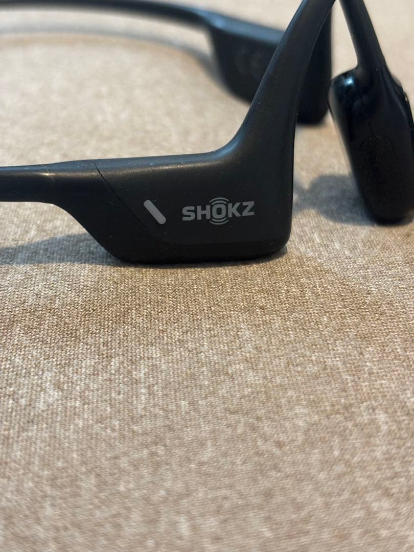 SHOKZ ショックス　骨伝導イヤホン open run proブラック