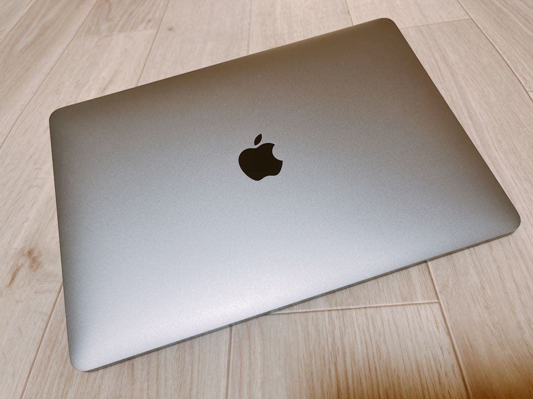 MacBook Pro 13インチ/ Core i5 / 8GB / 256GB