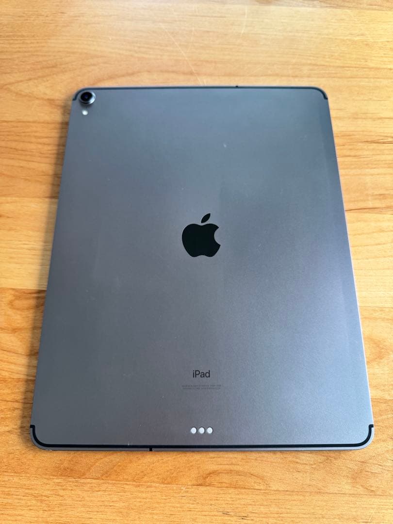 iPad Pro 12.9″ 第3世代 256GB Wi-Fi+Cellular