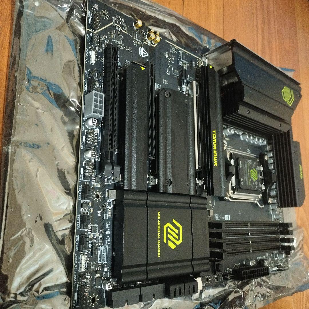 マザーボード MAG X870E TOMAHAWK WIFI