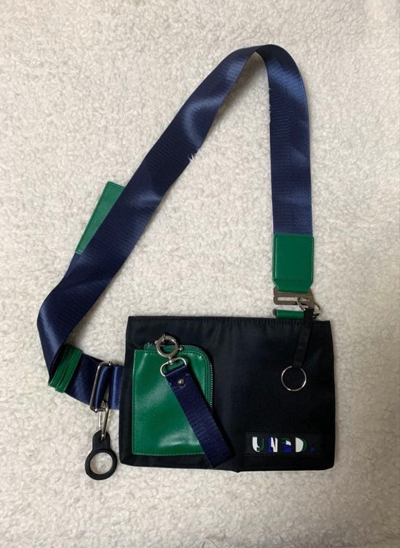 アンスリード 5TH ANNIV. マルチボディバッグ