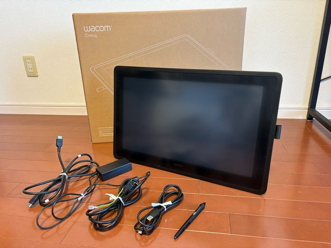 ワコム液タブ Wacom Cintiq 22 FHD(DTK2260K1D)