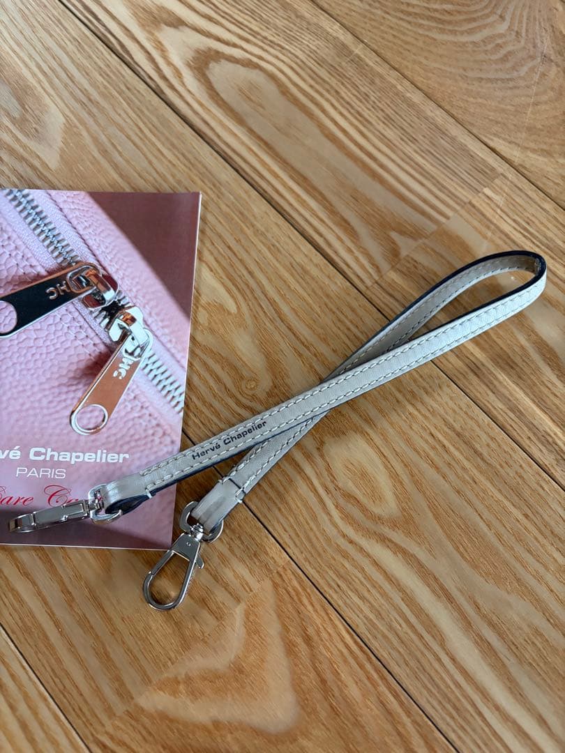 エルベシャプリエ　レザーストラップ 1661Ｌ　マスティック